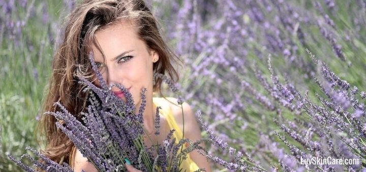 Are There Any Natural Alternatives to Accutane?